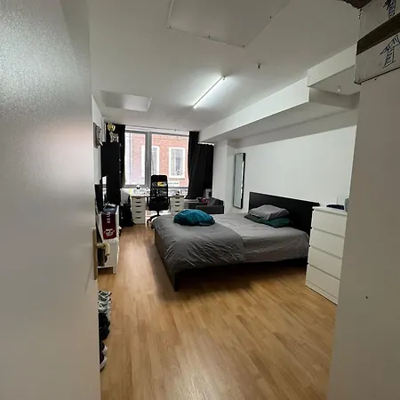 2 Schlafzimmer Mit Aufzug Im Herzen Aachens דירה *